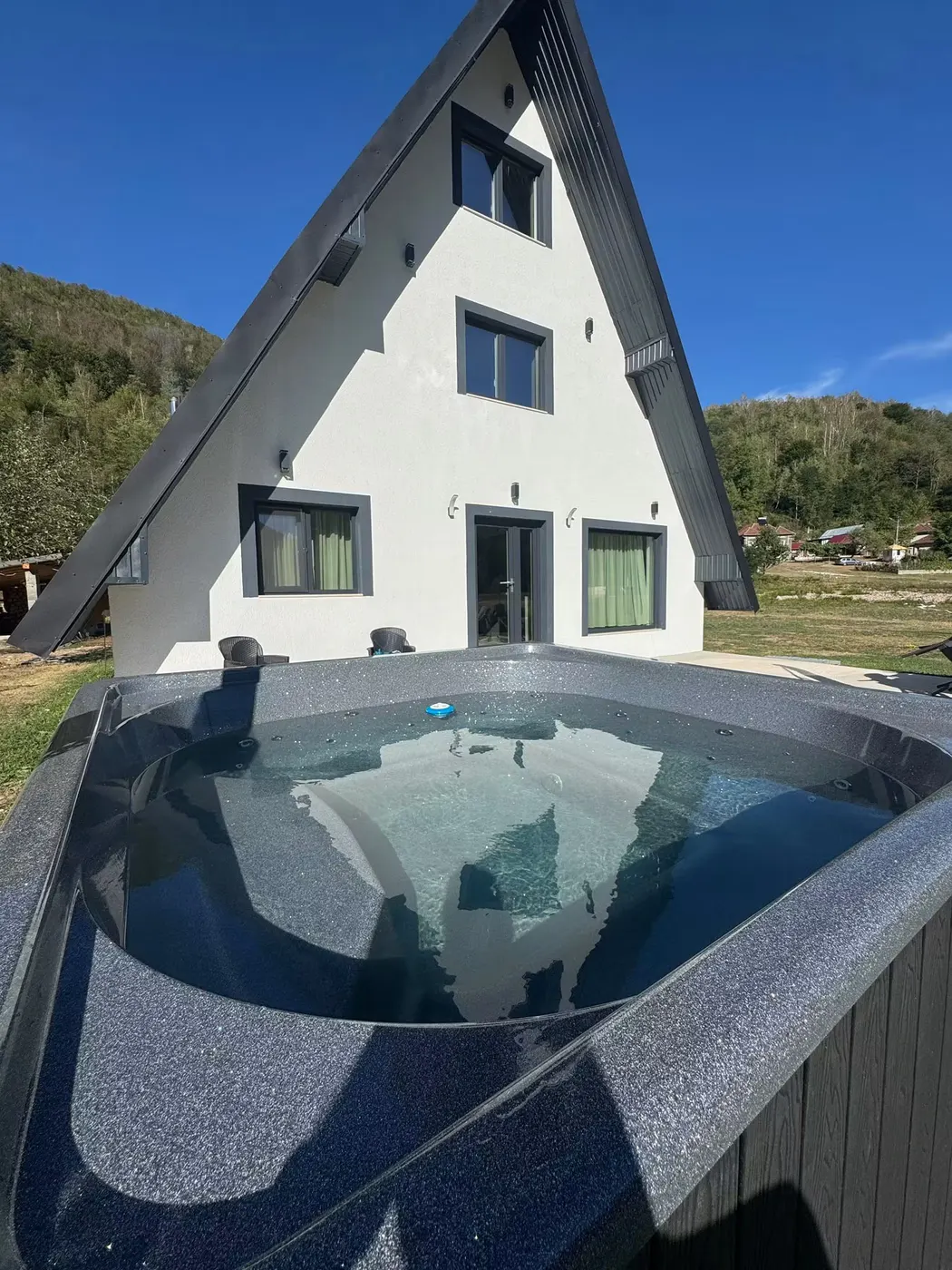 Sunny Hill Cab - Disponibilă de Crăciun și de Revelion — Bulz, Bihor