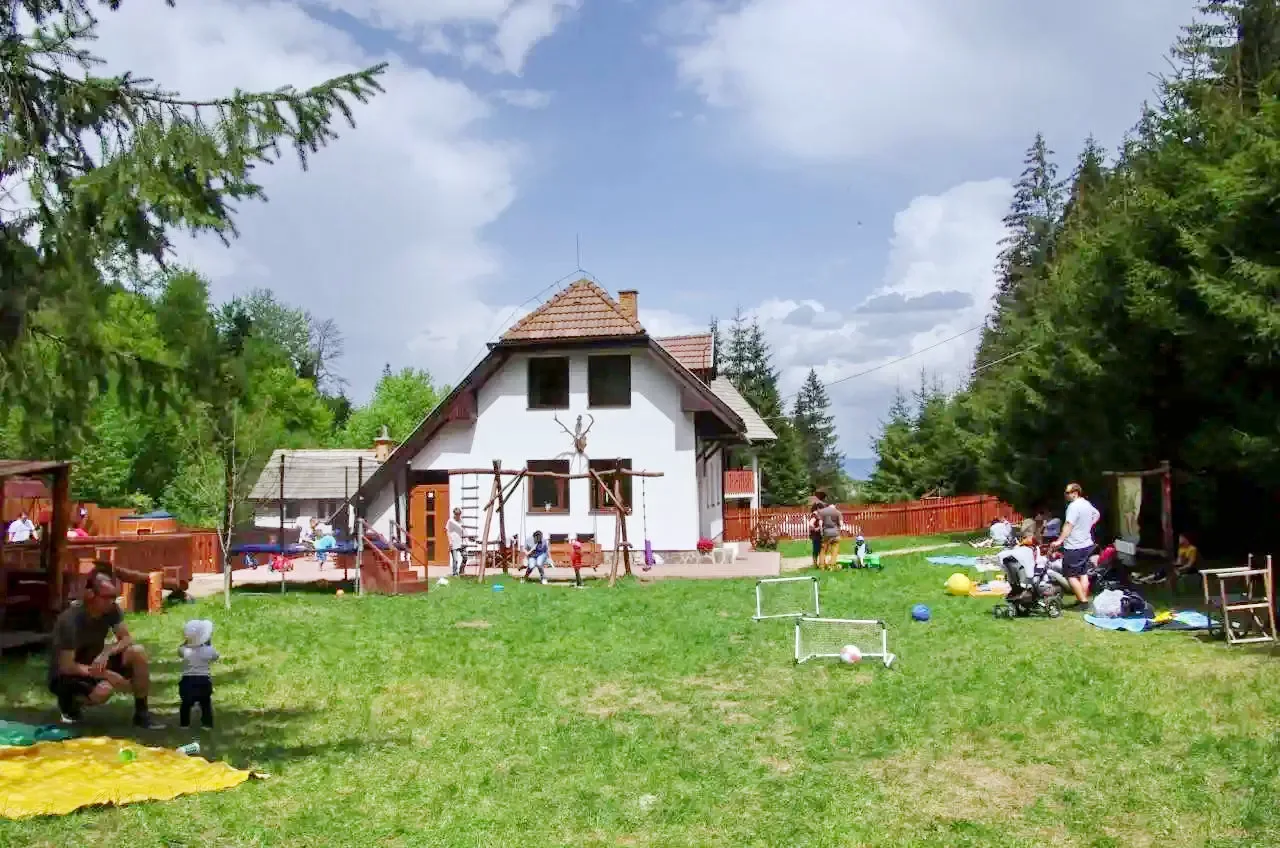 Miercurea Ciuc Cabană · România, Harghita — România, Harghita