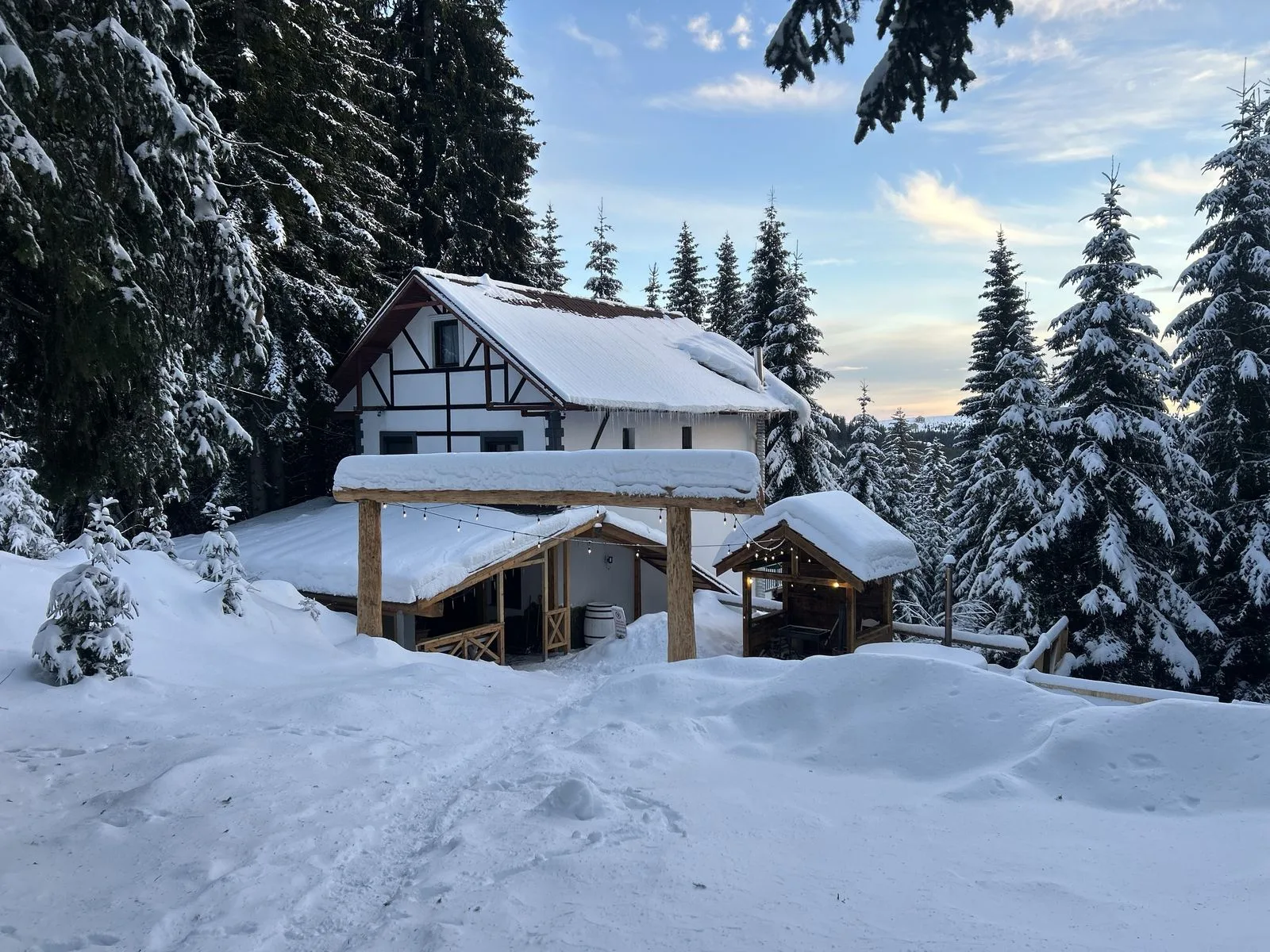 Ranca Cabana cu Ciubar de inchiriat Ranca Gorj · Novaci, Gorj — Novaci, Gorj