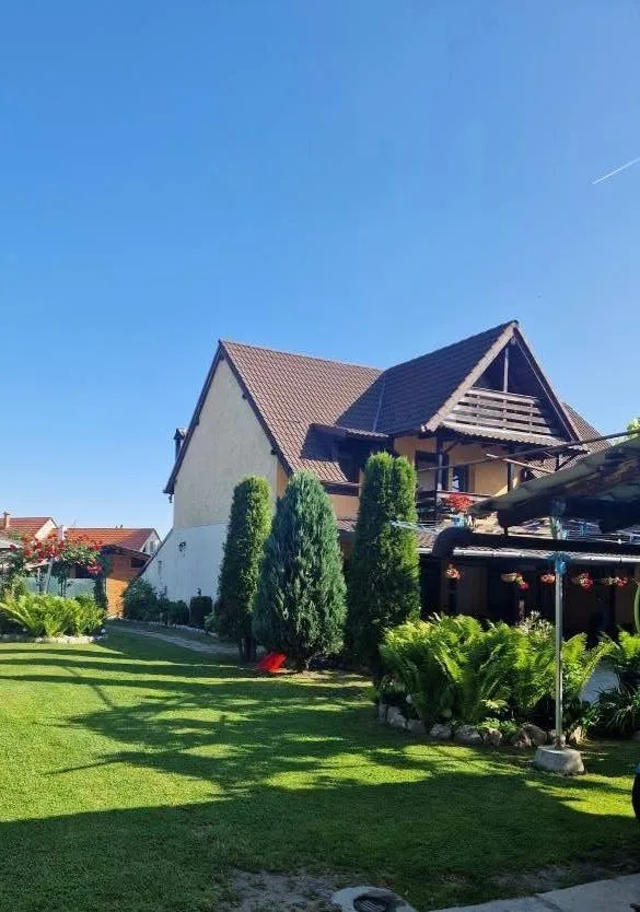 Inchiriez cabana/pensiune/ casa de vacanța cu ciubar!! — Sebesu de Sus, Sibiu