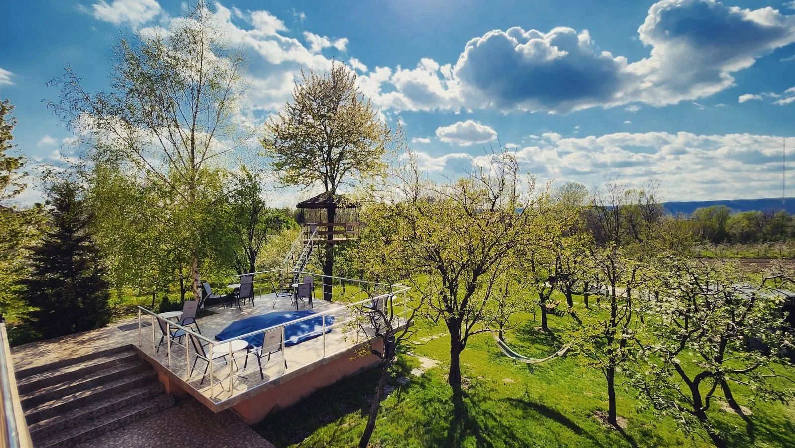 Vila/pensiune/cabana cu Jacuzzi si Sauna- Primim Voucher de Vacanta — Suduleni, Dâmbovița