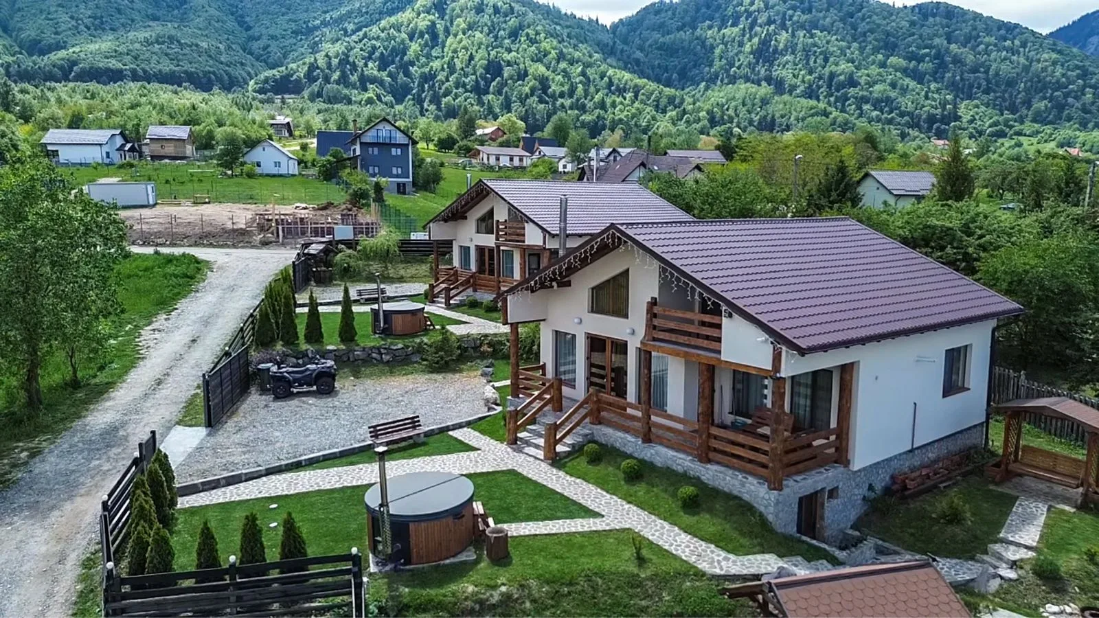 Cazare Cabană/Pensiune Bran-Zarnesti cu ciubăr — Predelut, Brașov