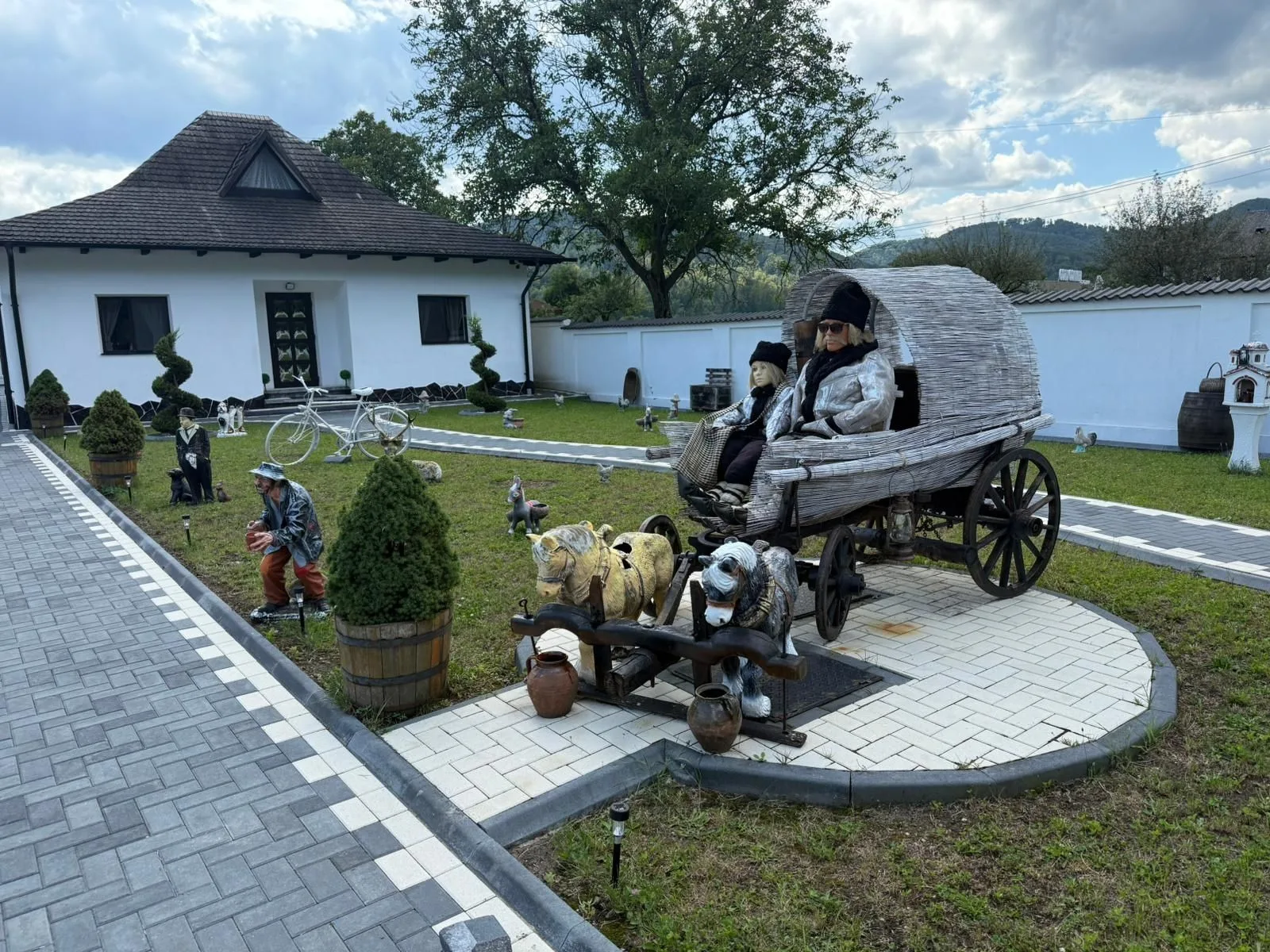 Cazare cabana langa Manastirea Secu, Neamt CIUBAR · Leghin, Neamț — Leghin, Neamț