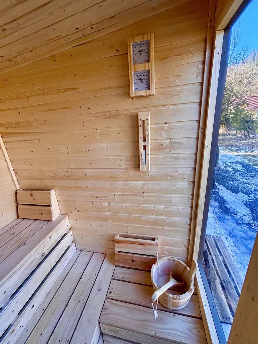 Cabana cu sauna si ciubar inclus (8-16pers) 10km de Toplita — Stanceni, Mureș