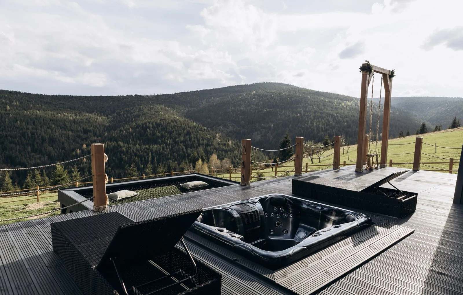 Cabana de inchiriat capacitate 4 persoane — Floresti, Cluj