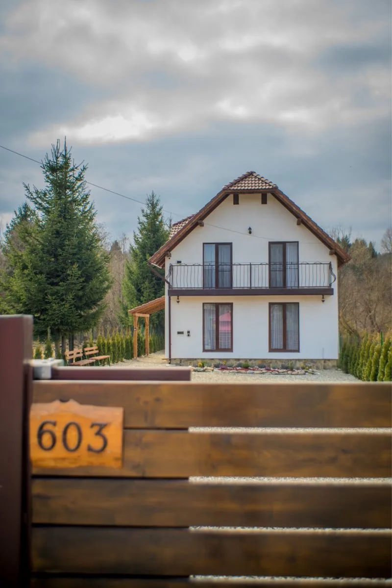 Cabana de inchiriat Porumbacu de Sus/Valea Zanelor 3000lei/weekend — Selimbar, Sibiu