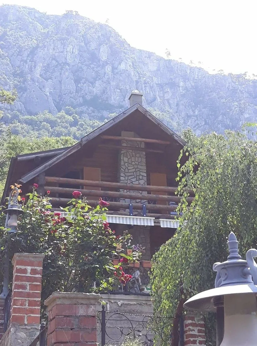 Cazare la  Cabana /Casa de vacanta in Baile Herculane — Baile Herculane, Caraș-Severin