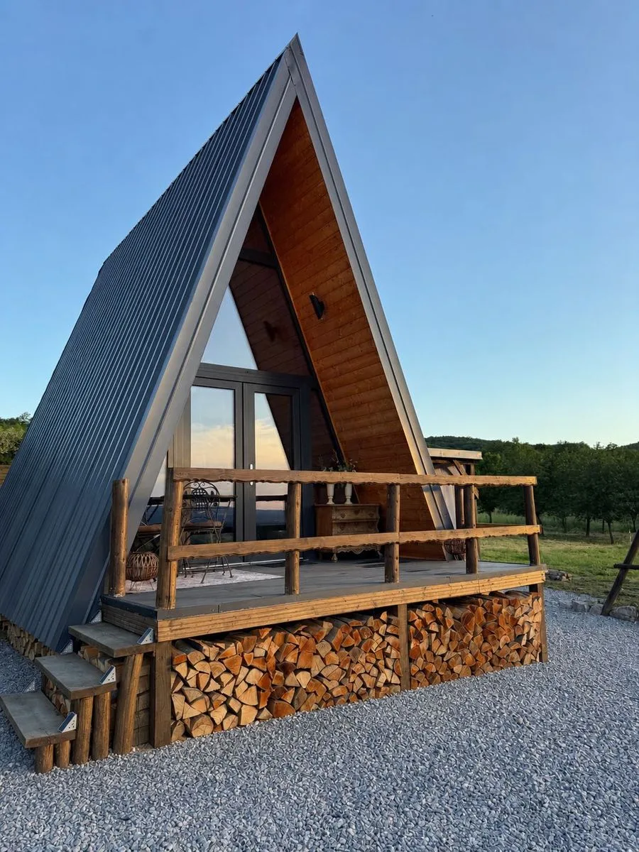 Cabana A-Frame 4 pers max · Vadu Crisului, Bihor — Vadu Crisului, Bihor