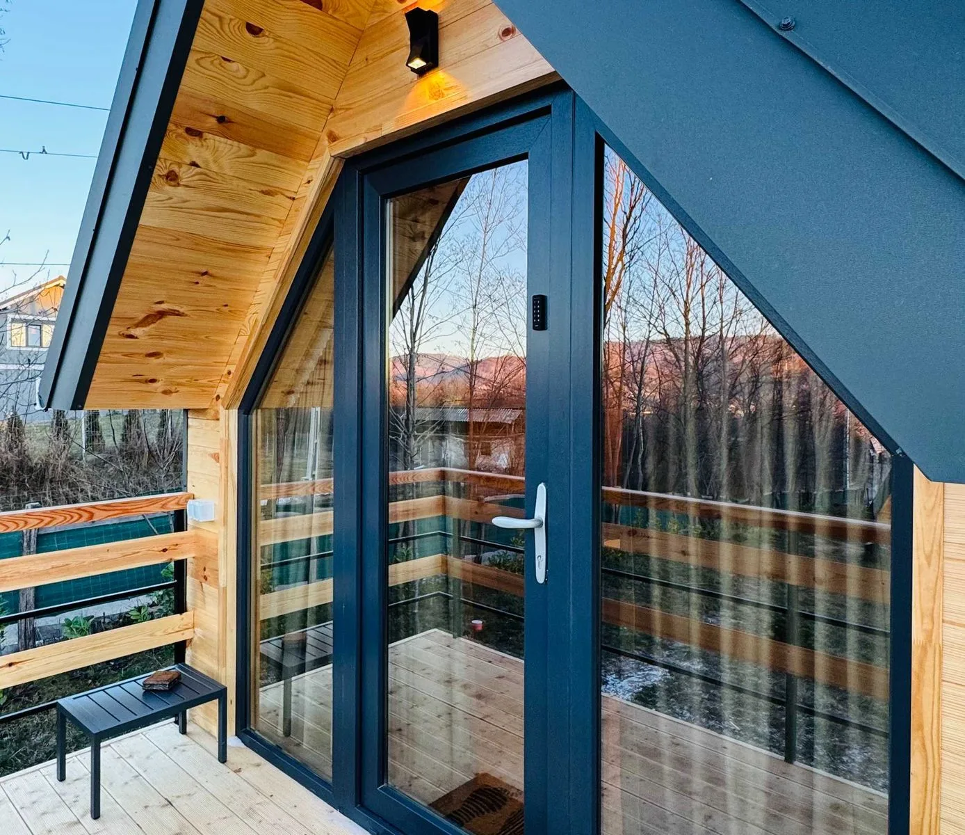 Cabană A frame Tiny - Evadare romantică în natură pentru 2 persoane — Campulung, Argeș