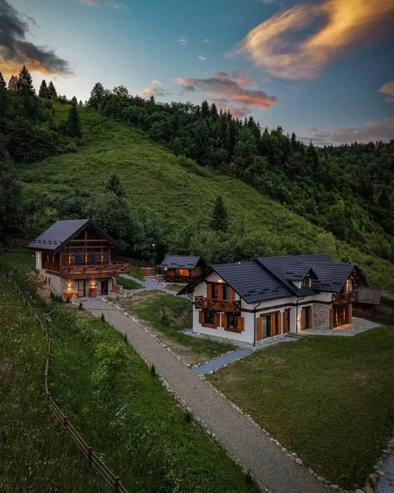 Fox Chalet · Molid, Suceava — Molid, Suceava