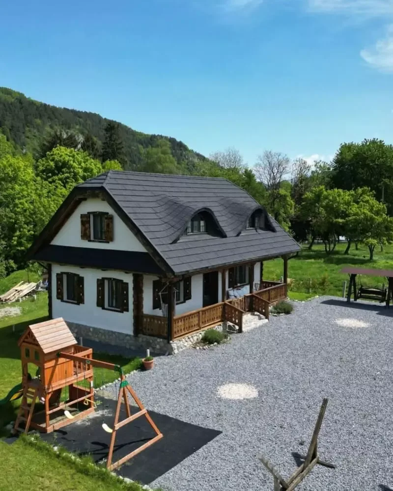 Old Cottage · Bran, Brașov, Bran, Brașov