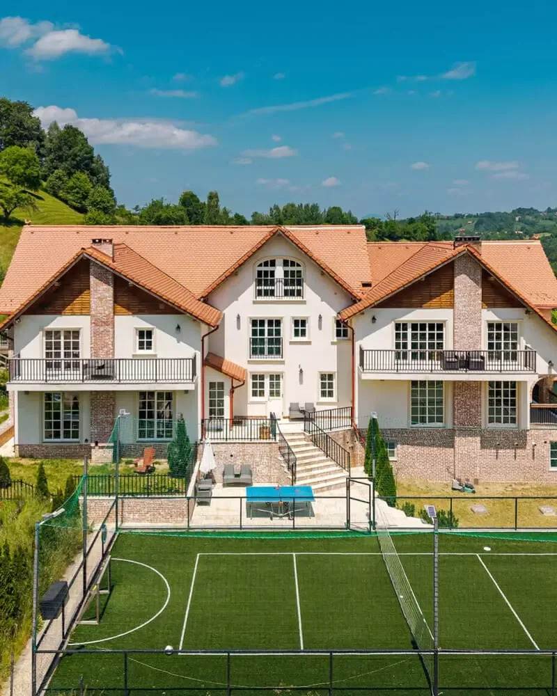 The Lodge Transylvania · Bran, Brașov — Bran, Brașov
